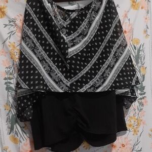 Elegant Black and White Women's Blouse